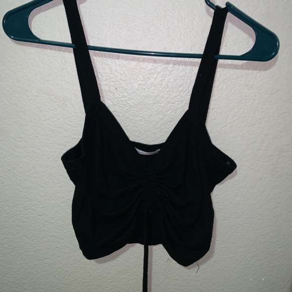 Black crop top - Picture 2 of 3